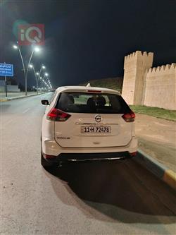 نيسان روج